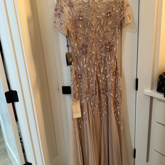 Adrianna Papell HAND BEADED SHORT SLEEVE FLORAL GODET GOWN in Beige gold - Picture 5 of 7